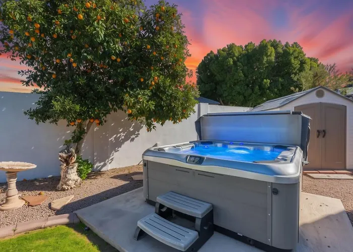 Pool, Hot Tub, Game And Fire Pit Holiday home Mesa
