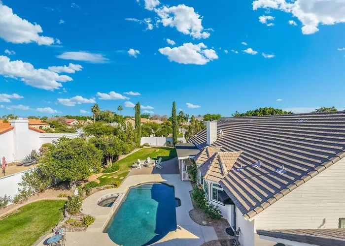 Holiday home Pool, Hot Tub, Game And Fire Pit *